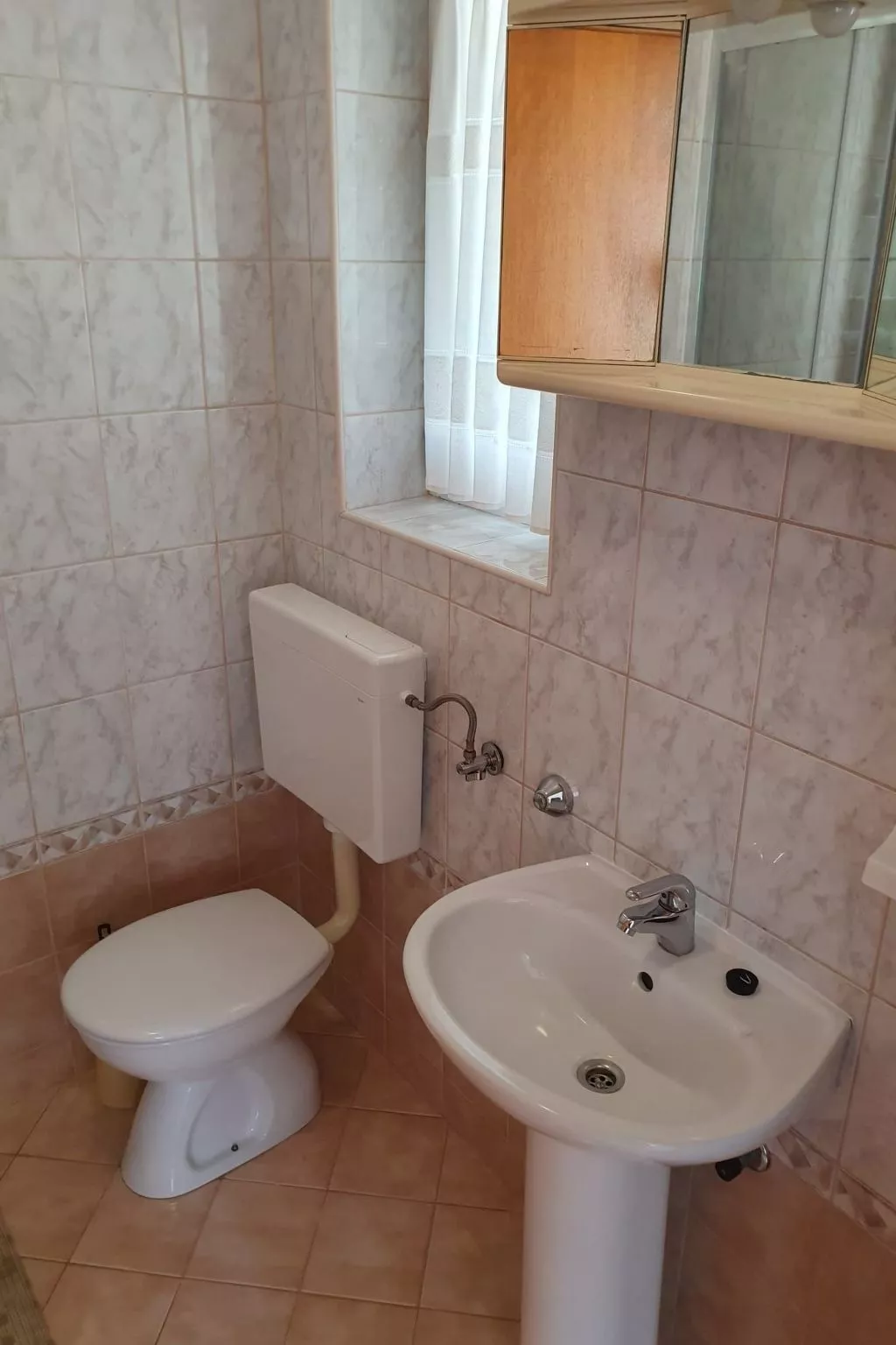 Mit Blick auf das Wasser-Binnen