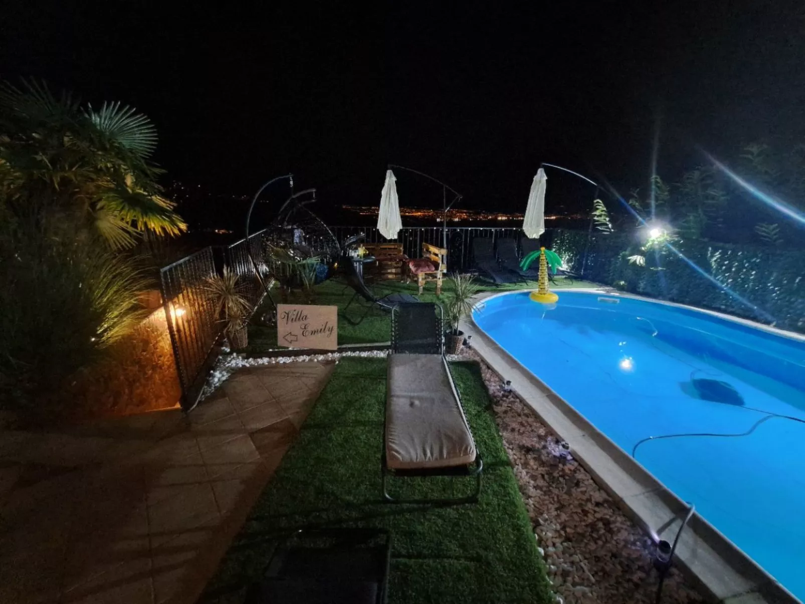 Wunderschöne Luxus-Familienvilla Emily-Buiten