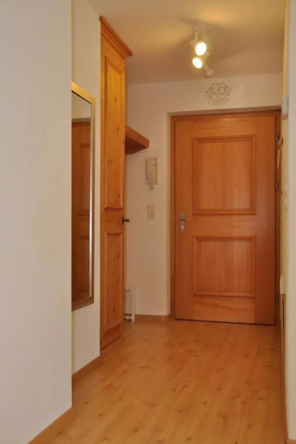 Chesa Sunasain V5-Binnen