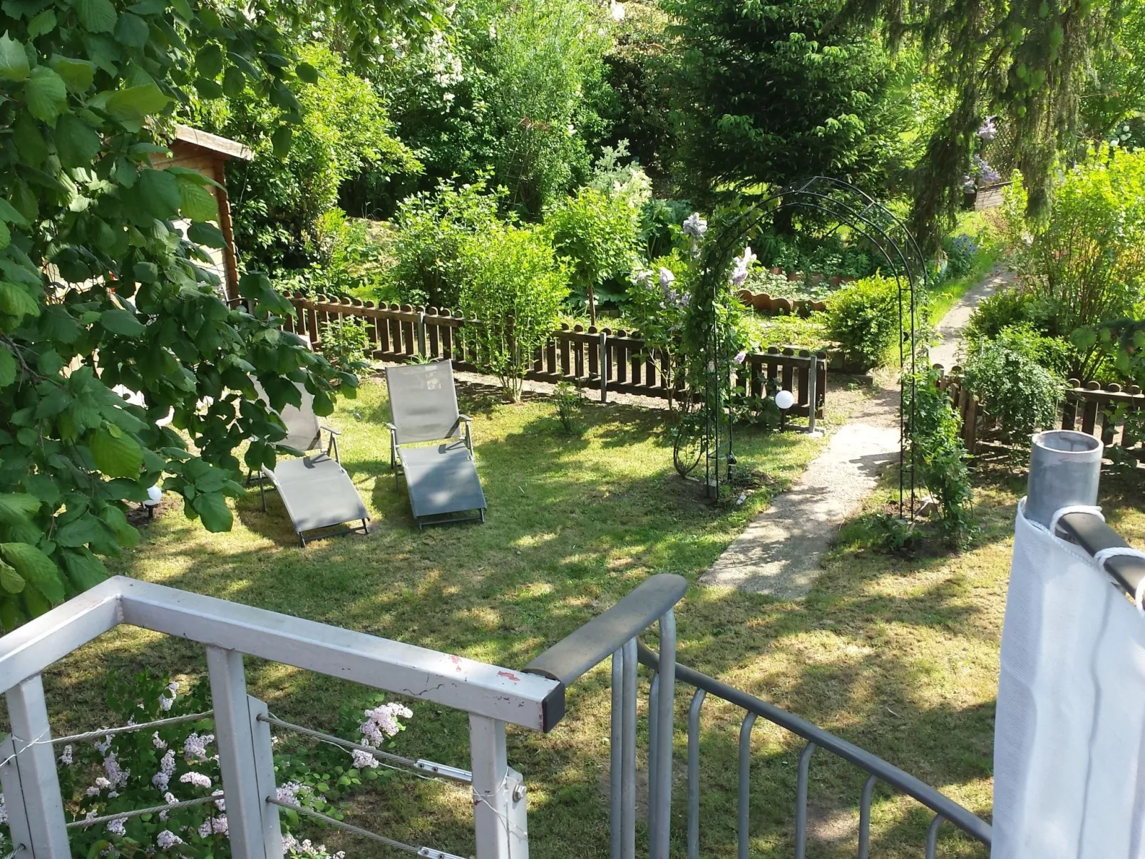 In Volksdorf mit Großer Terrasse-Buiten