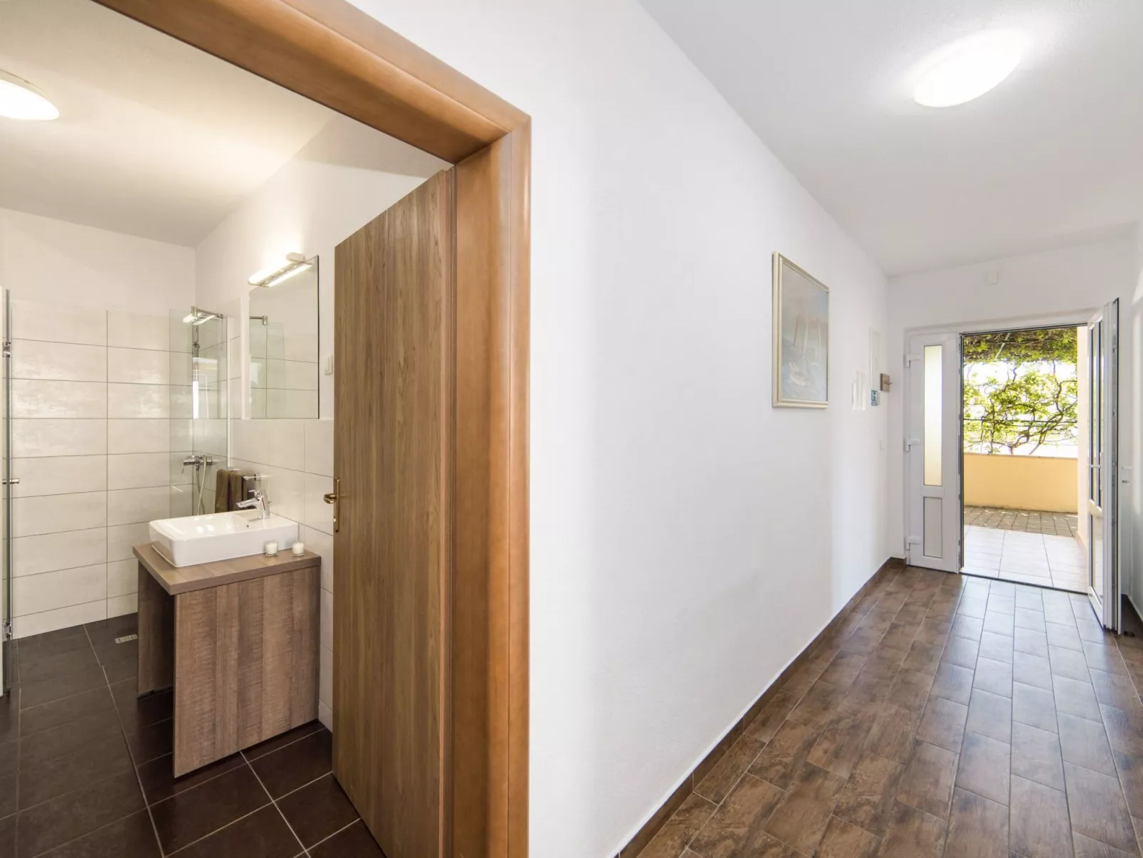 ★Terrasse ★FreieParkplätze ★Nähe Zentrum Dolore- A1-Binnen