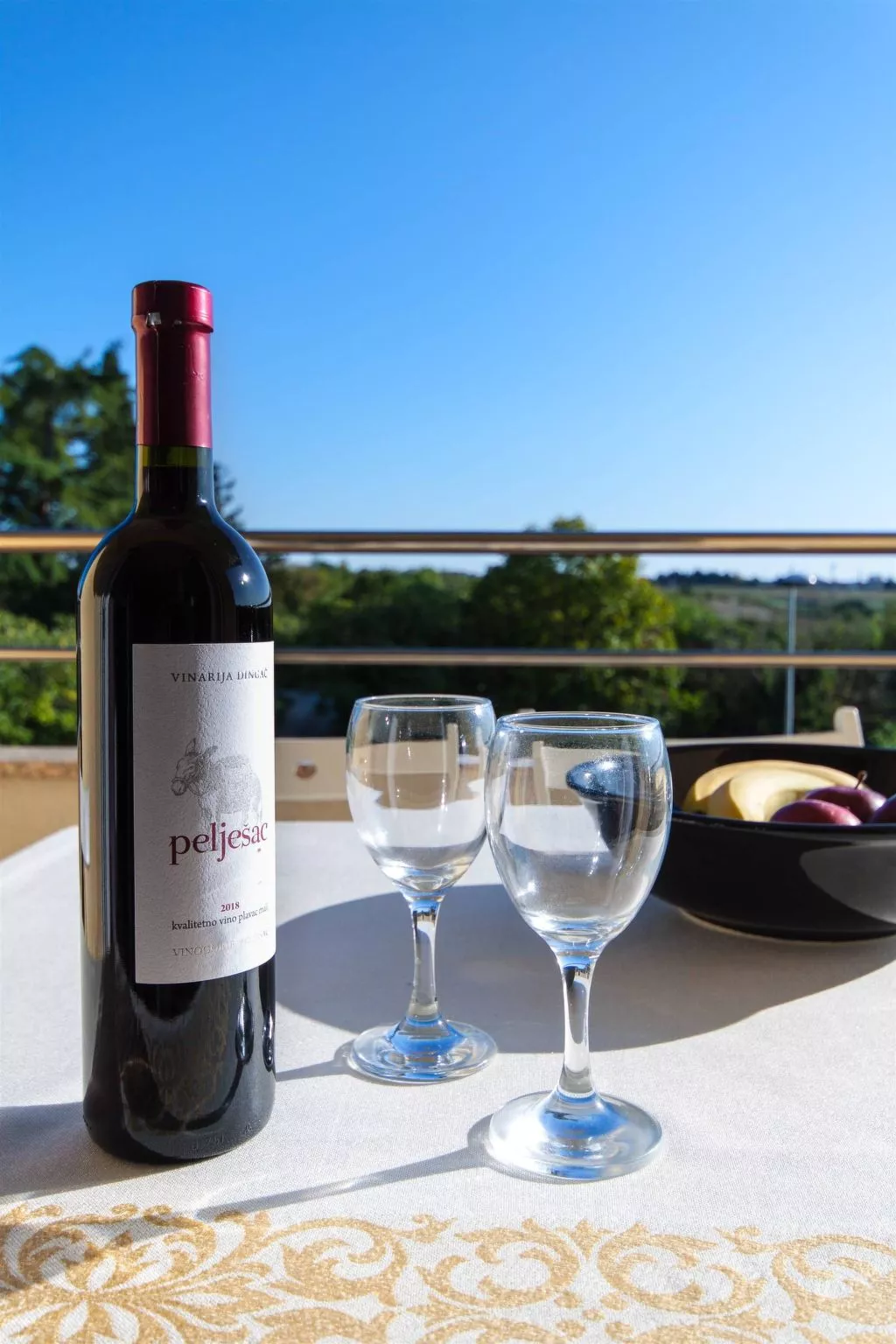 Wohnung mit Terrasse-Buiten