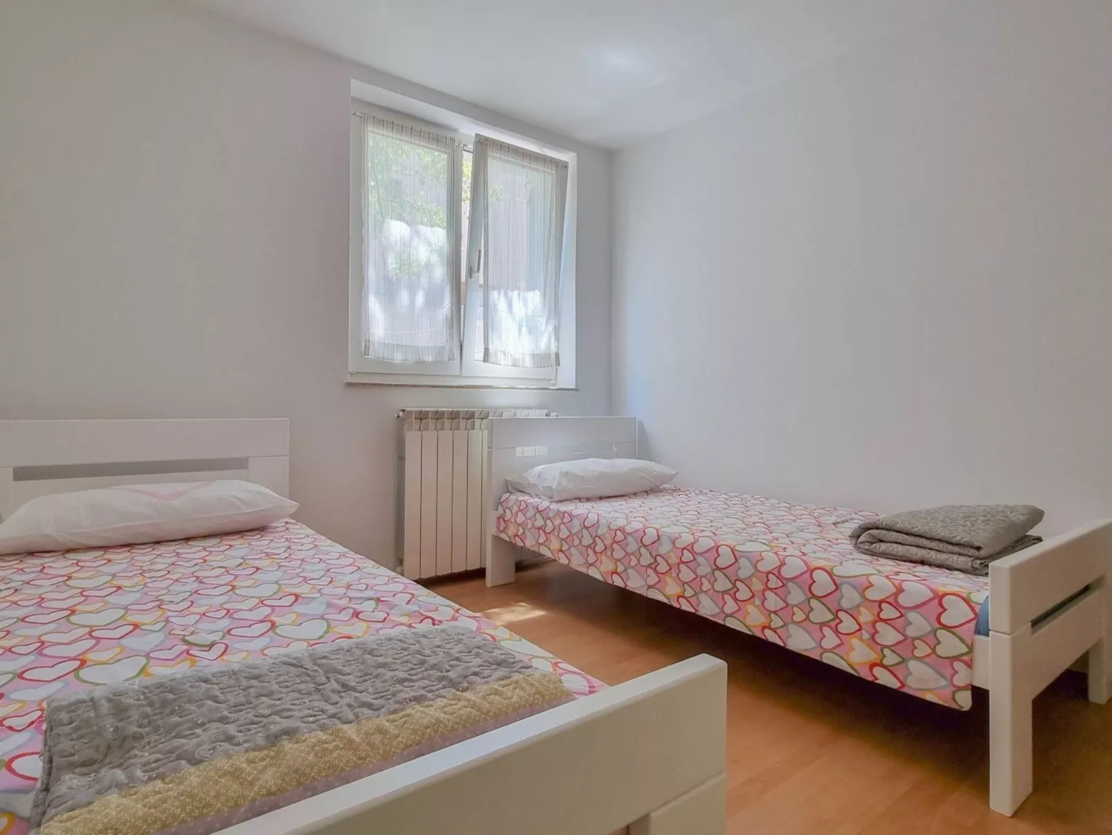 Für 4 Personen ca. 80 m&sup2; in Novigrad, Adriaküste Kroatien (Westküste von I-Binnen