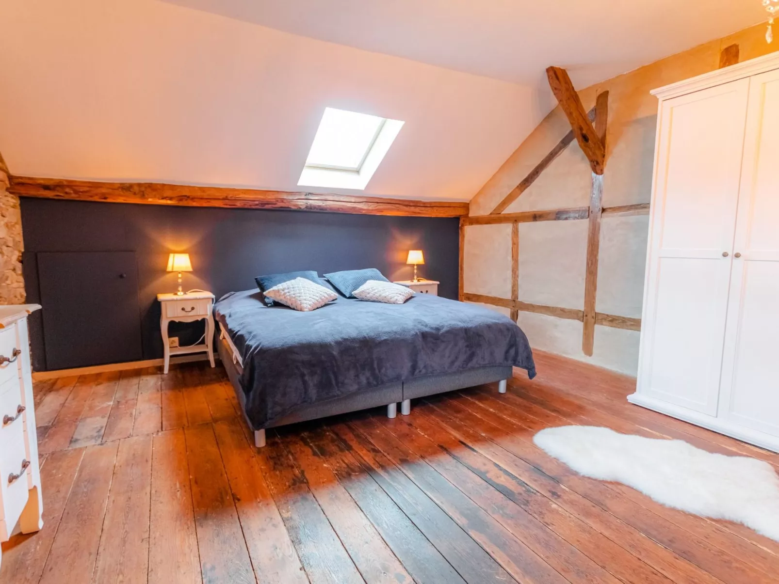 Landhaus mit Jacuzzi-Image-tags.info