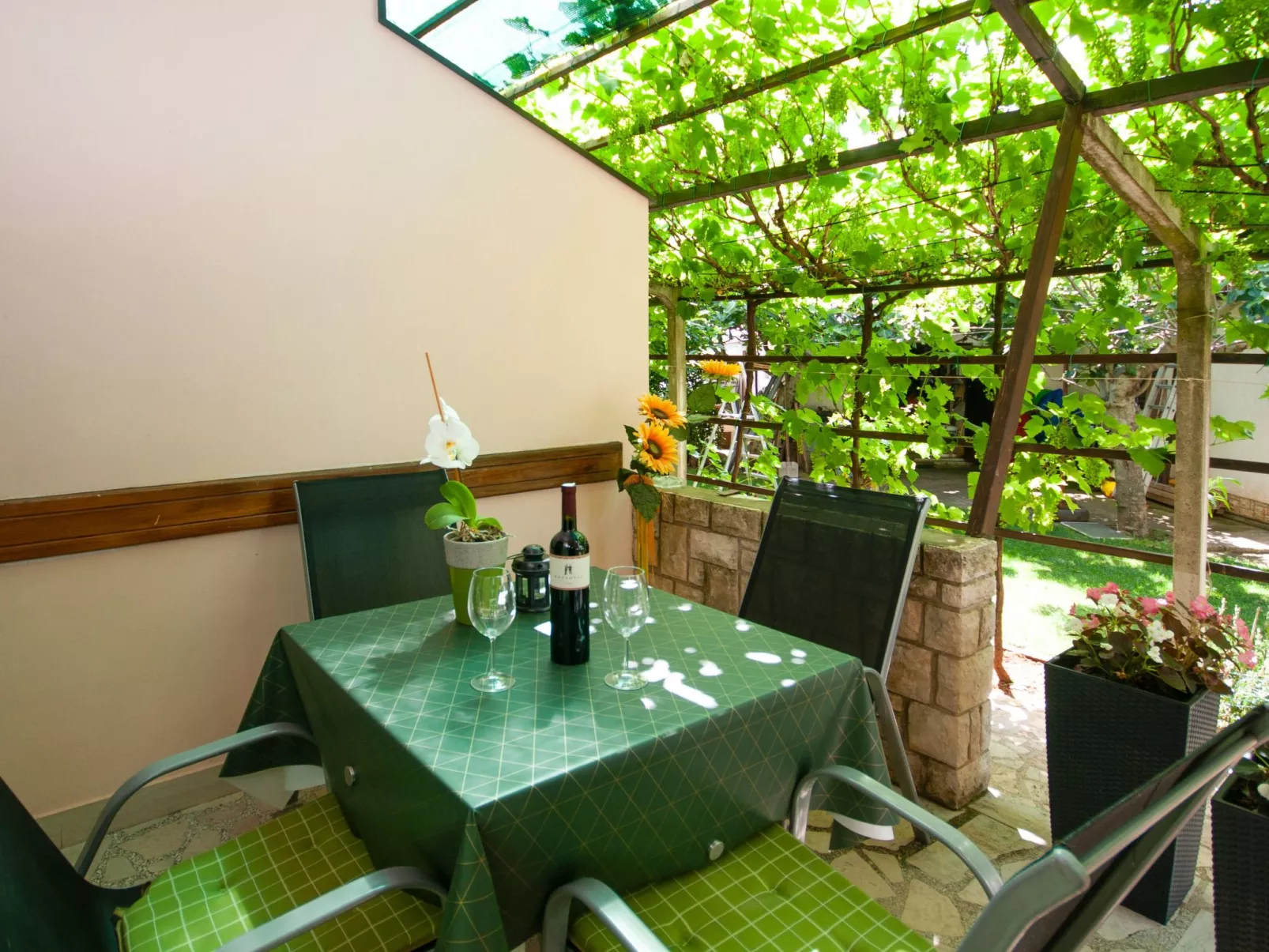 Geräumige Wohnung in Medulin mit Großer Terrasse-Binnen