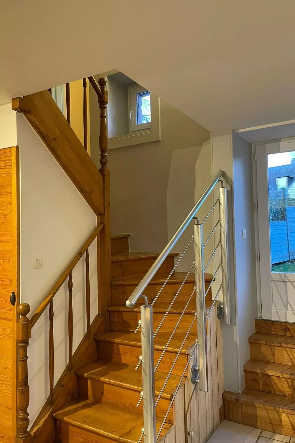 Stadthaus mit eigenem Garten und Grill-Binnen