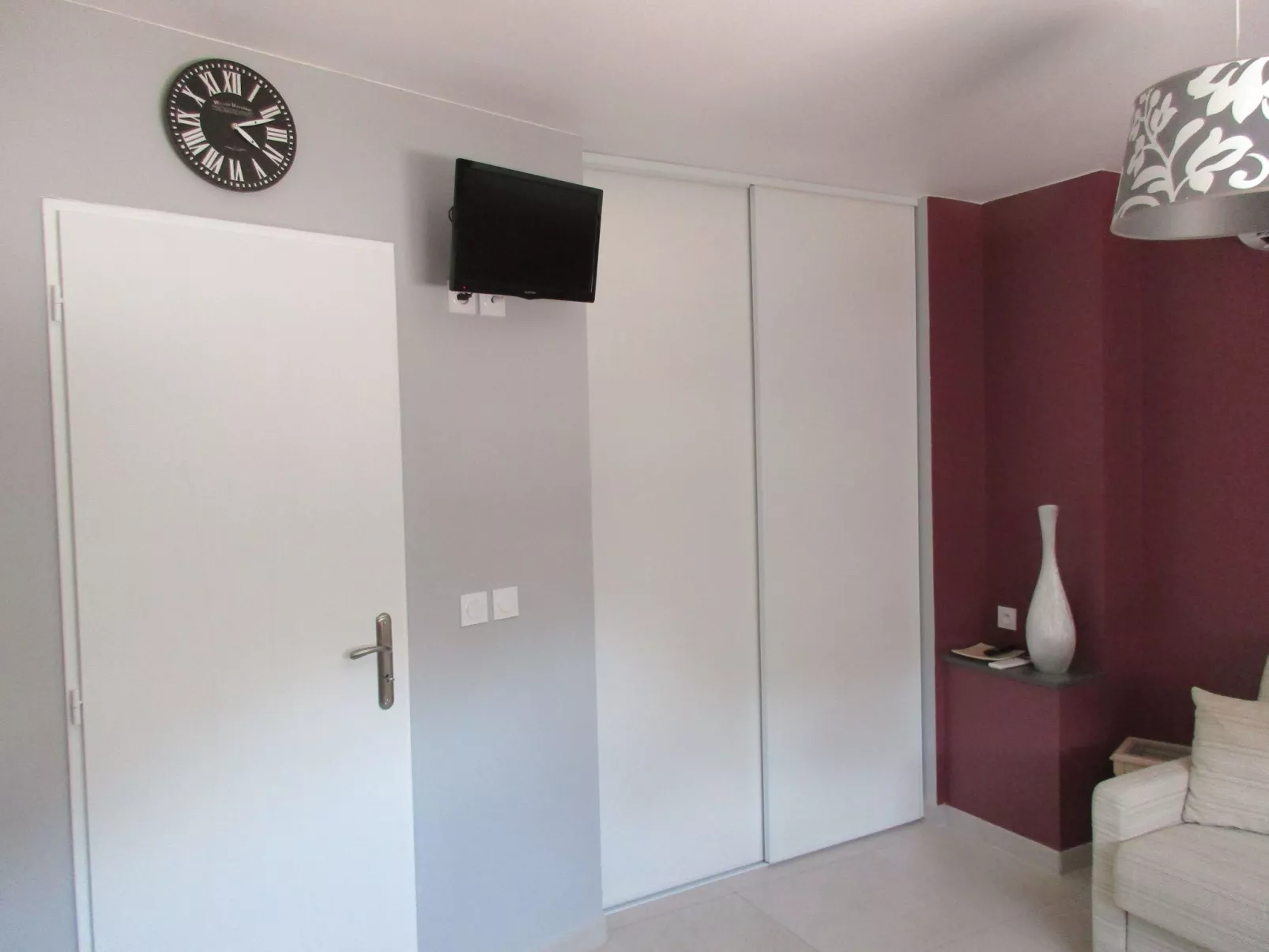 FERIENWOHNUNG, POOL, KLIMAANLAGE-Binnen