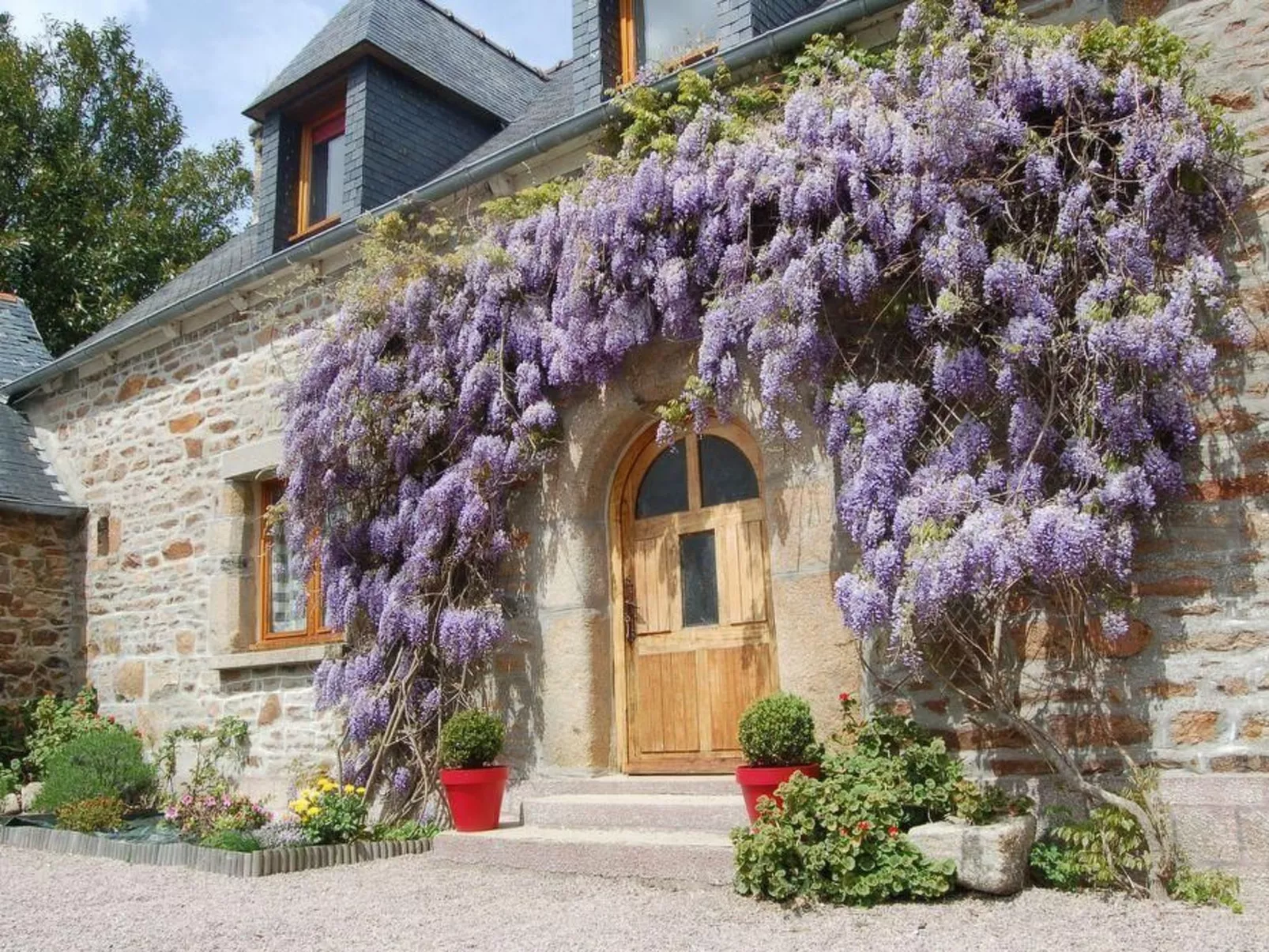 Wunderschönes Haus mit Garten in Lézardrieux-Buiten
