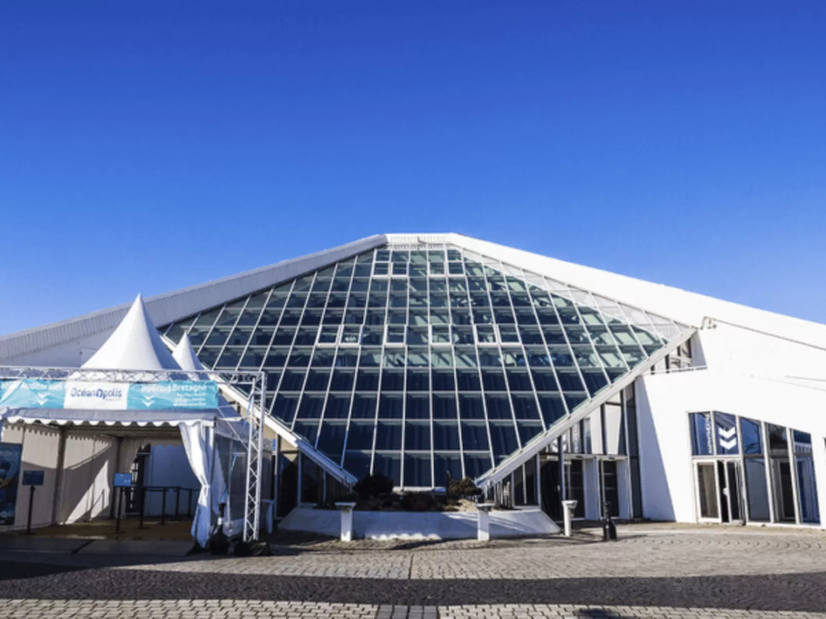 Kleine Wohnung in großem Familienhaus-Buiten