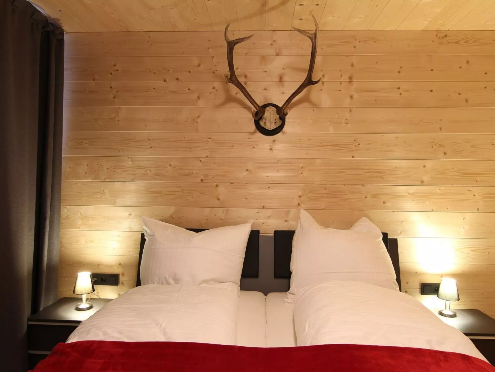 Heidi Chalets Falkertsee – Luxus für Familien & Wellnessurlauber - Binnen