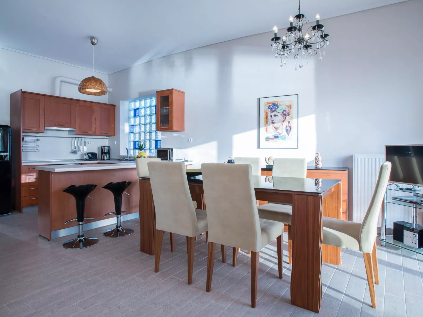 Diamante beachfront suite B-Binnen