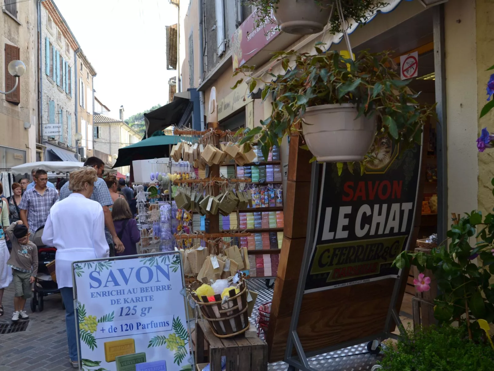Charmantes Bauernhaus in der Provence-Image-tags.info