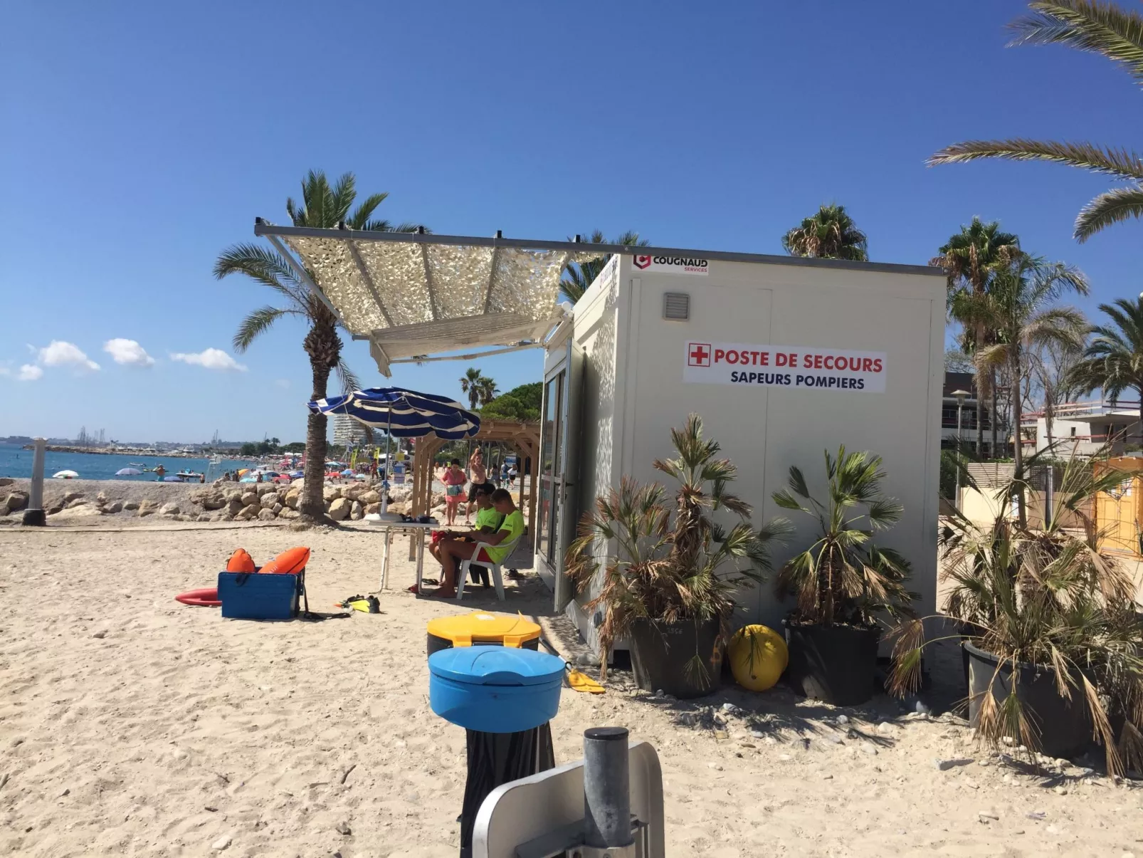 Gemütliche Wohnung, 5 Minuten vom Strand entfernt-Buiten