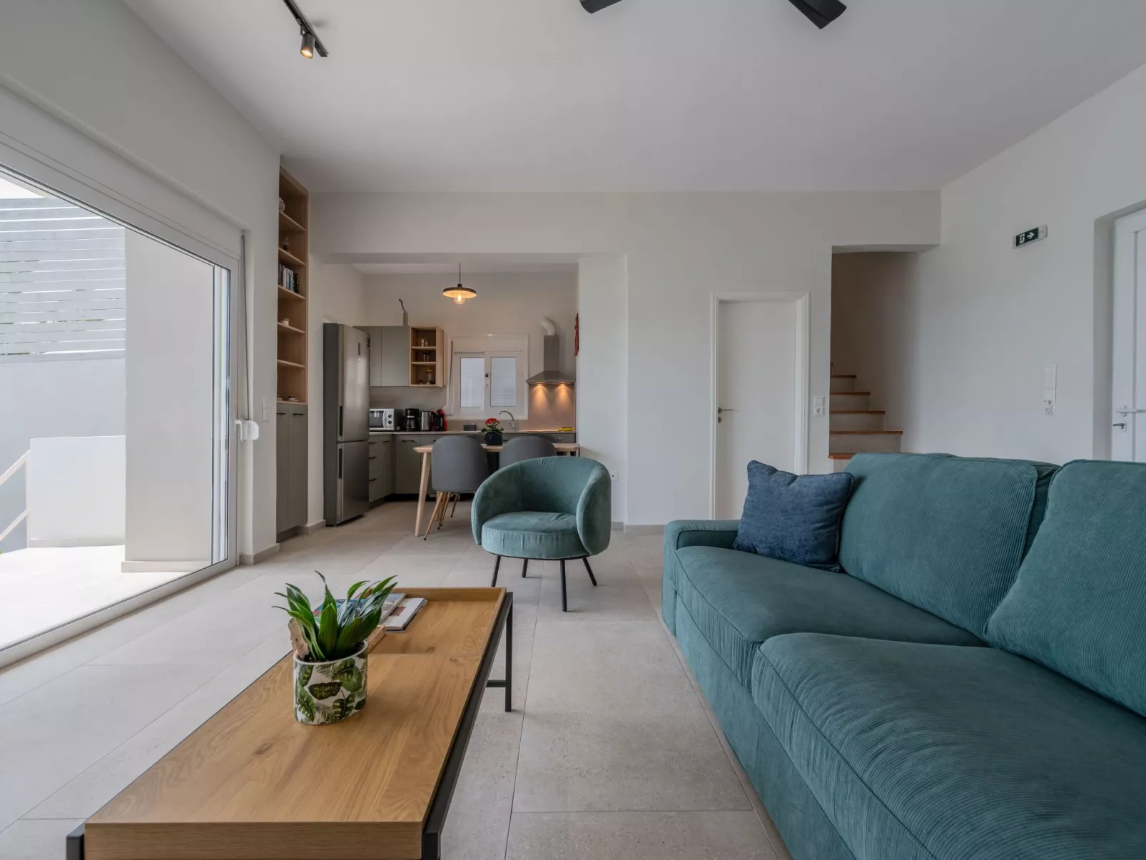 "Villa Chryssa" direkt am Strand-Binnen