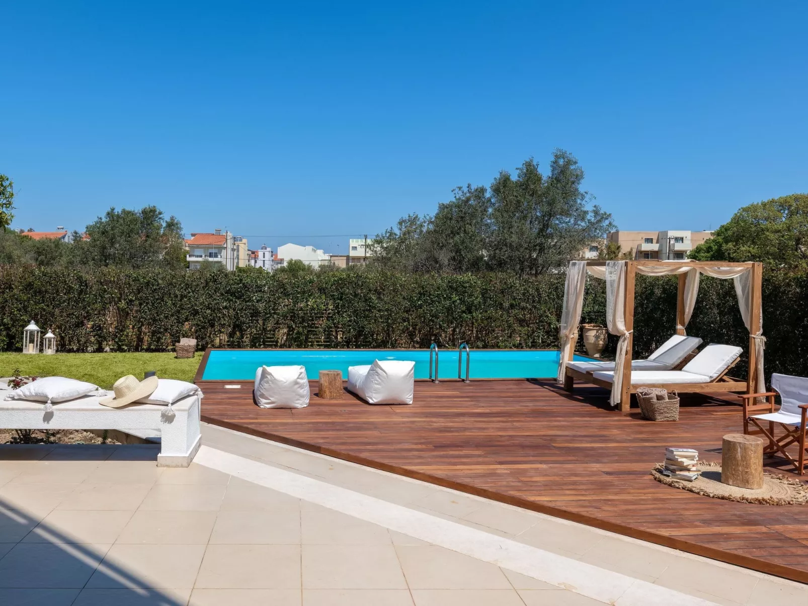 Schöne weiße Ferienvilla Liebe-Binnen