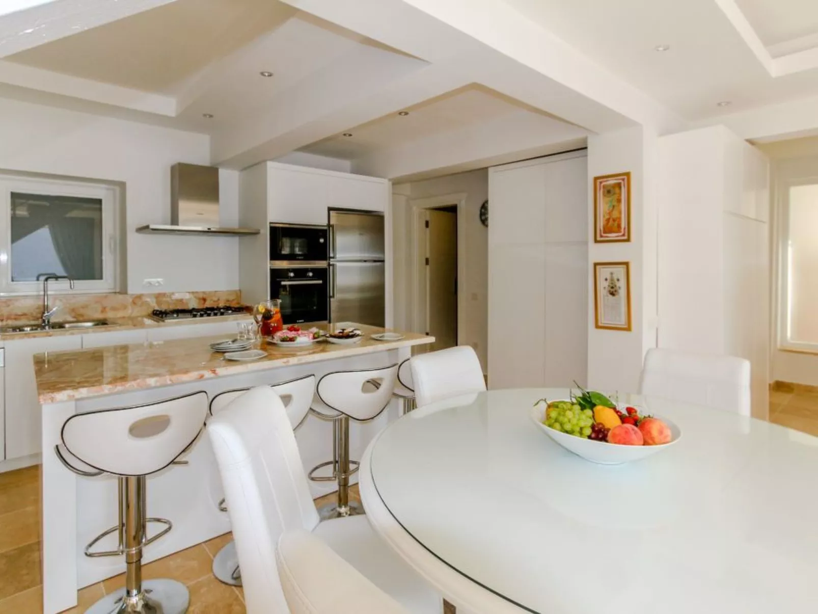 Luxuriöse Natursteinvilla "Ketchy"-Image-tags.info