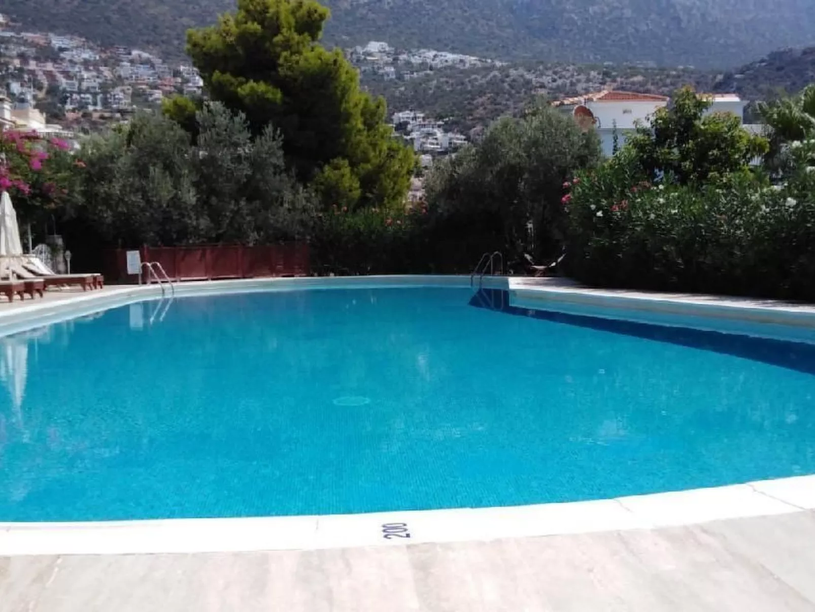 Mit Blick auf das Wasser-Buiten