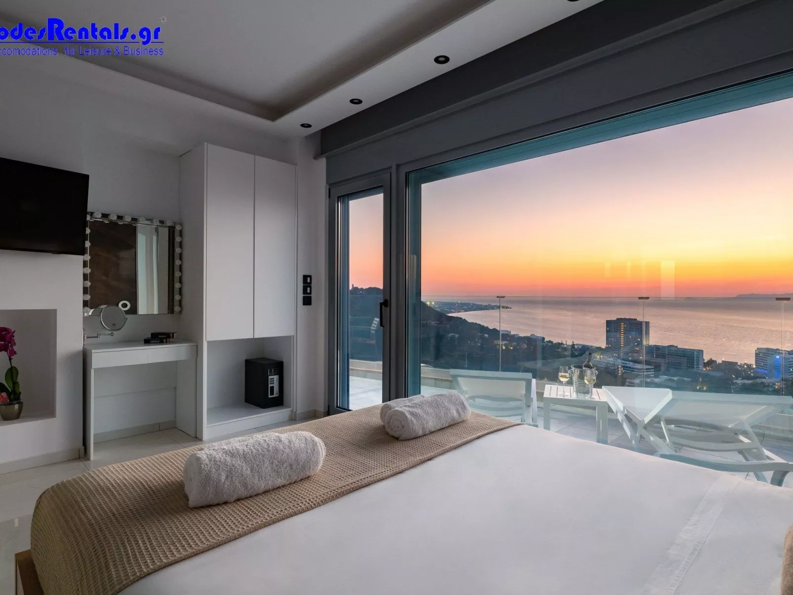 Rhodes Skyline Suites-Image-tags.info