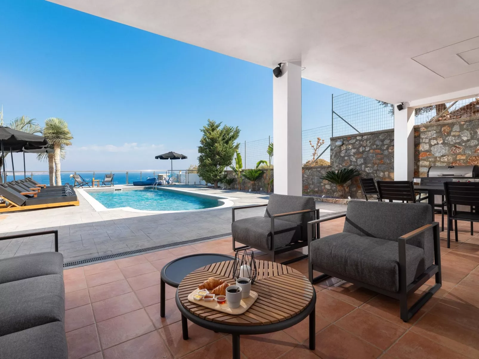 Vitzi Vista Villa-Image-tags.info