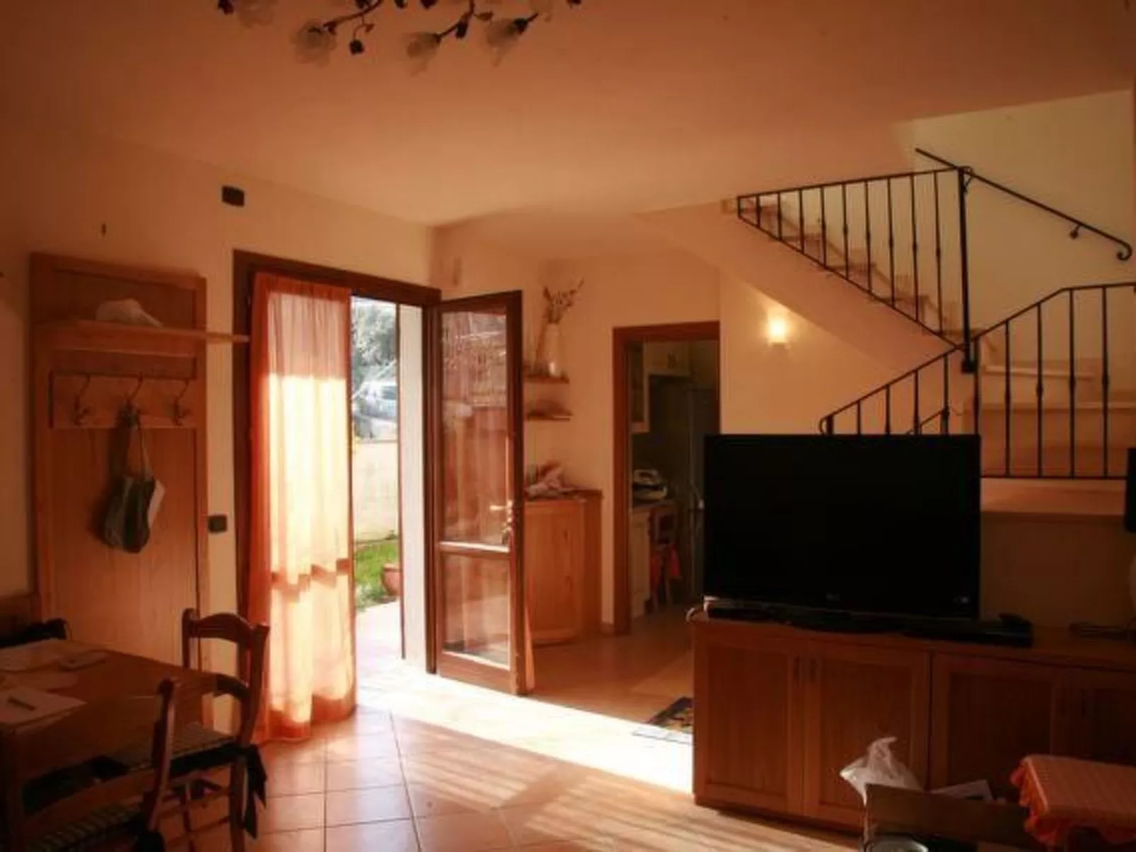 Mit Blick auf das Wasser-Binnen