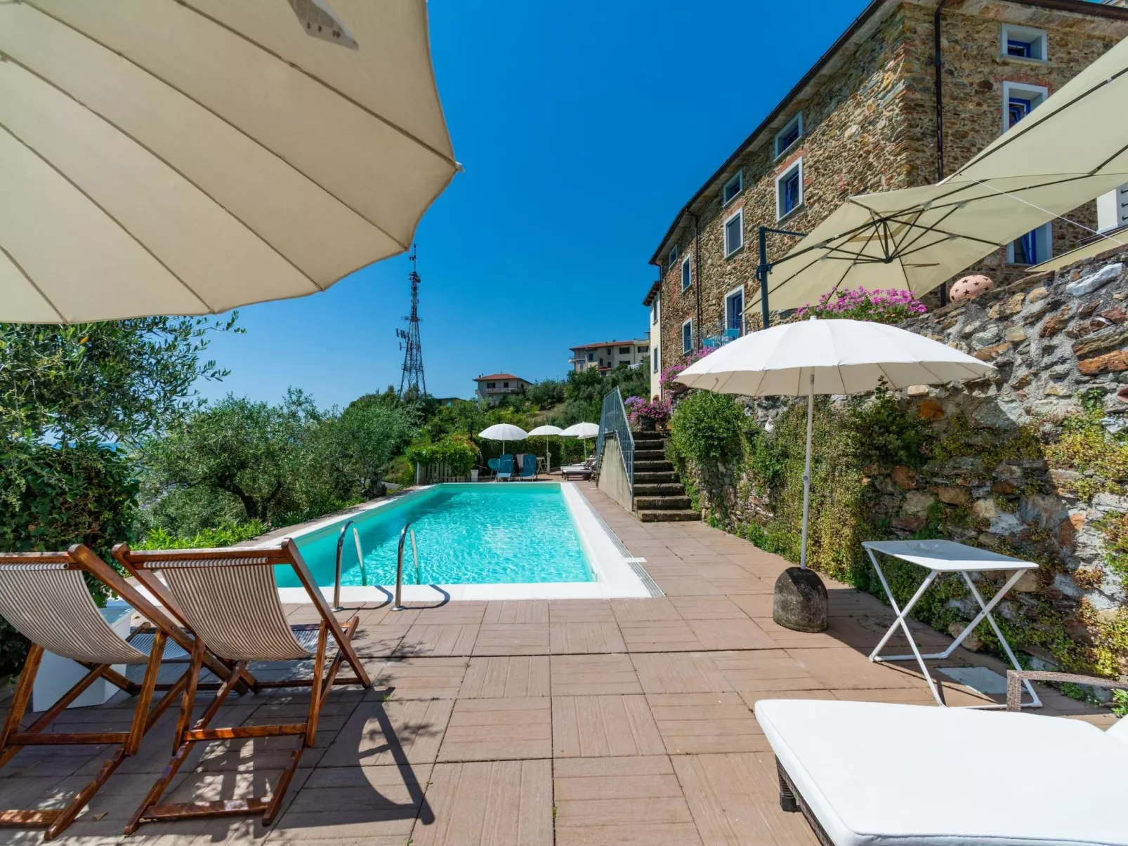 Wohnung 'Seventh Heaven' mit Gemeinschaftspool-Buiten