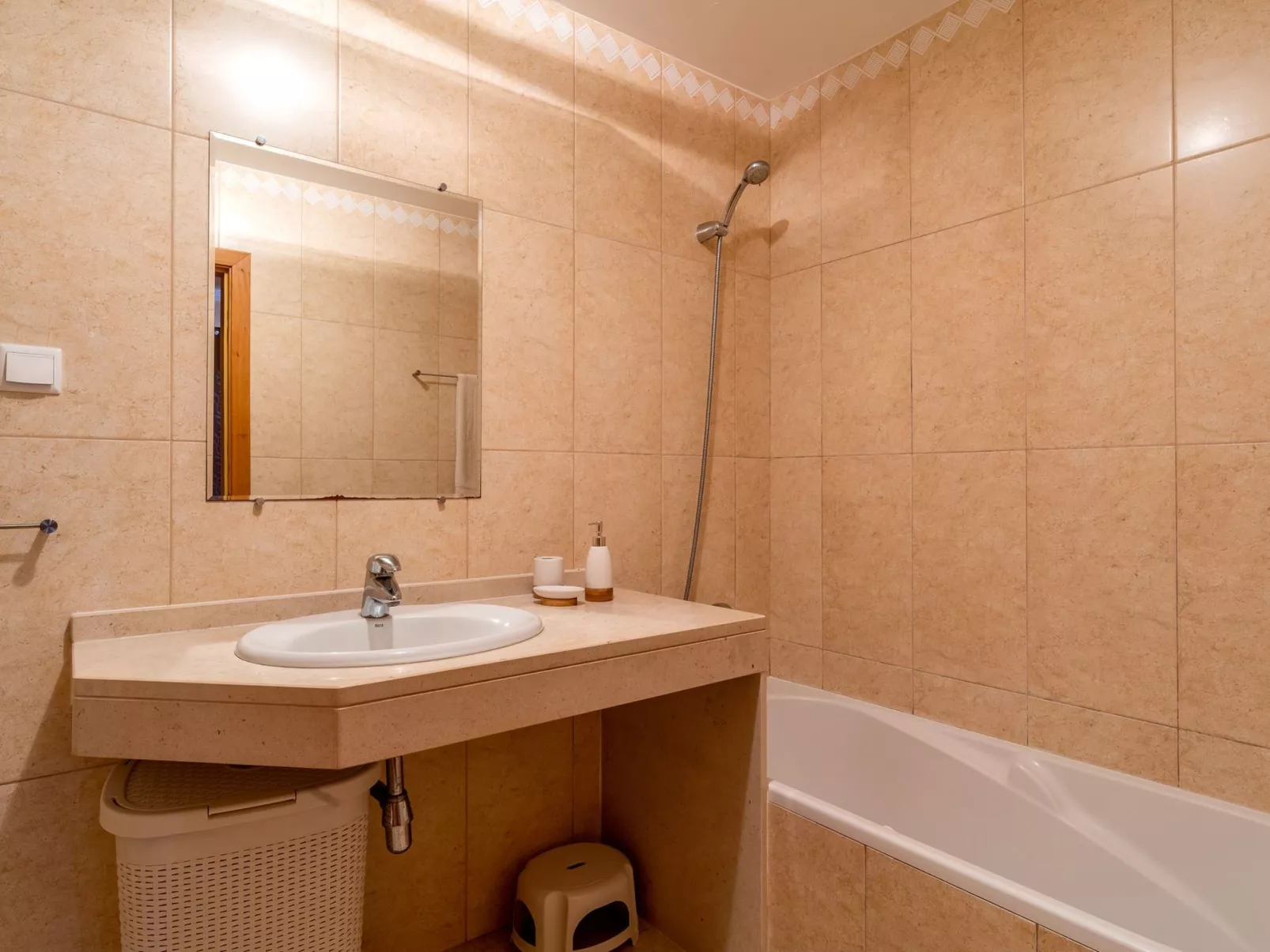 "Garajau View" mit Balkon-Image-tags.info