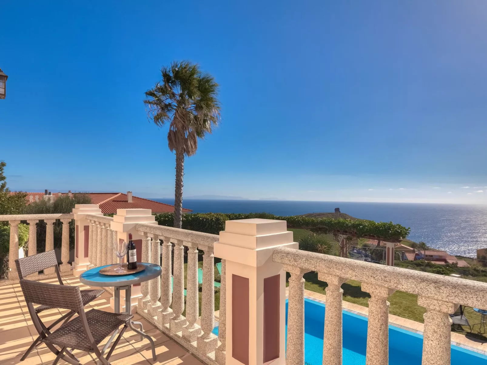 Königliche Villa Amores-Buiten