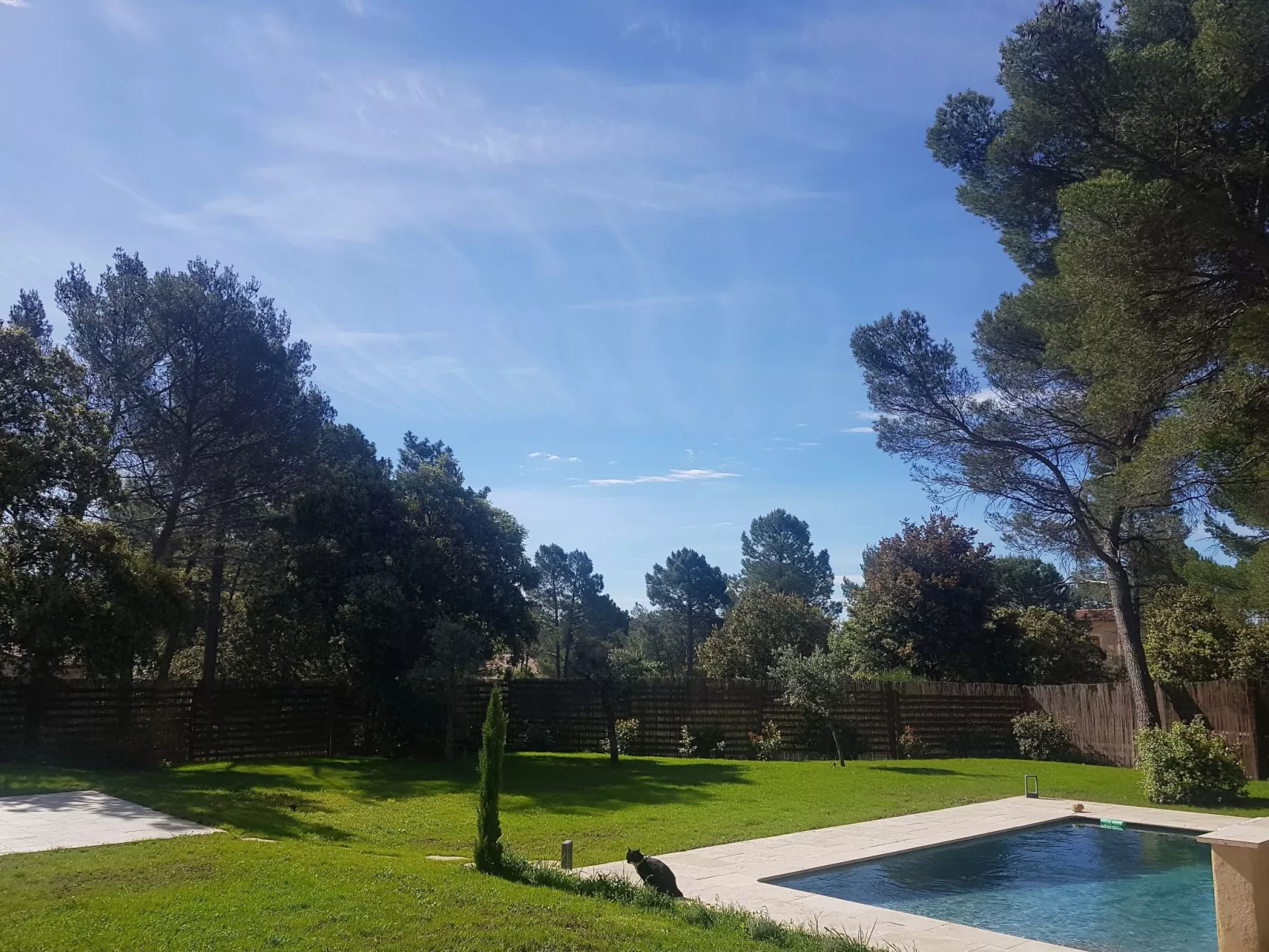 Cosy Pool 500m Stadtzentrum-Buiten