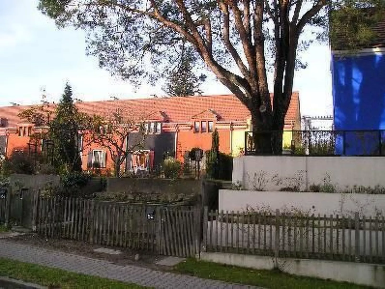 Moderne Erdgeschoss-Wohnung mit Terrasse-Buiten