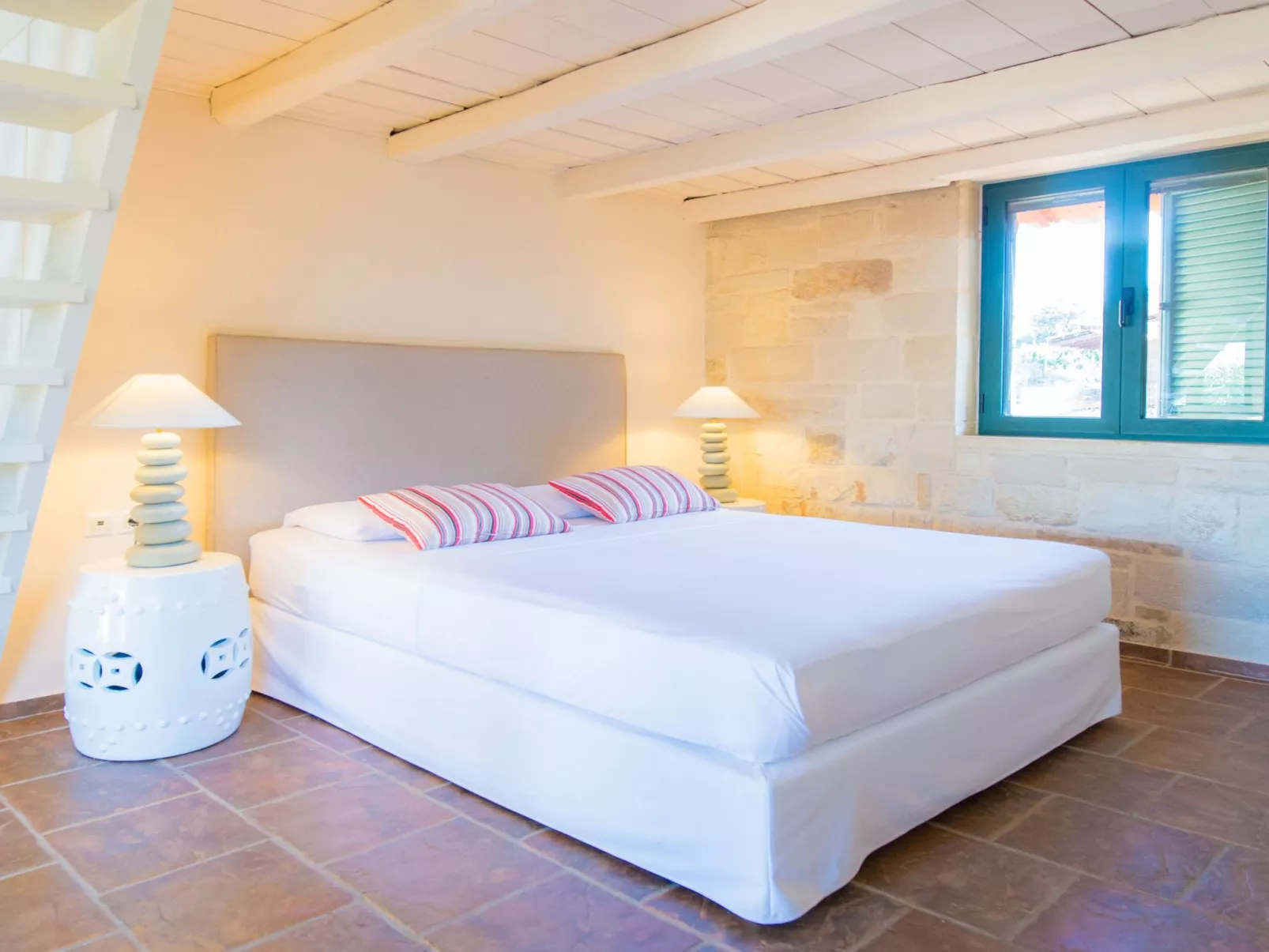 Villa Mathea - Kreta - Große Luxusvilla mit privatem Pool - Zentrale aber ruhig-Image-tags.info