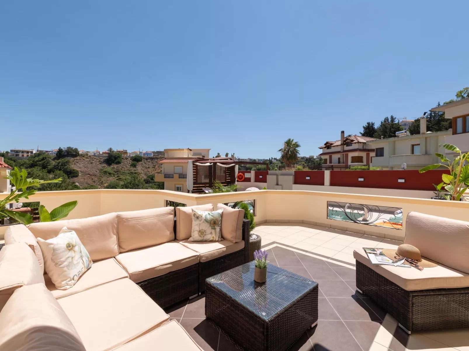 Haus Amarilia-Image-tags.info