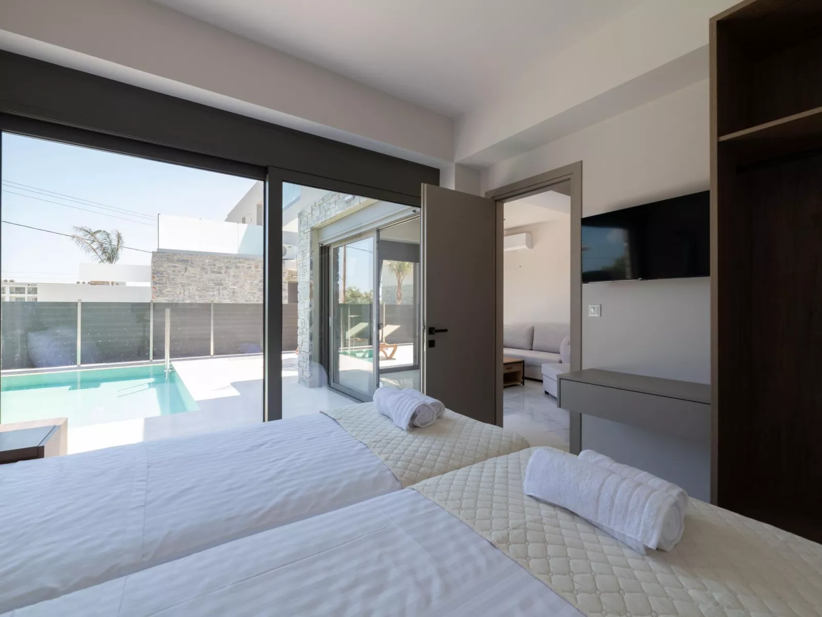 Rhodes Stars Stellar Villas-Perseus-Image-tags.info