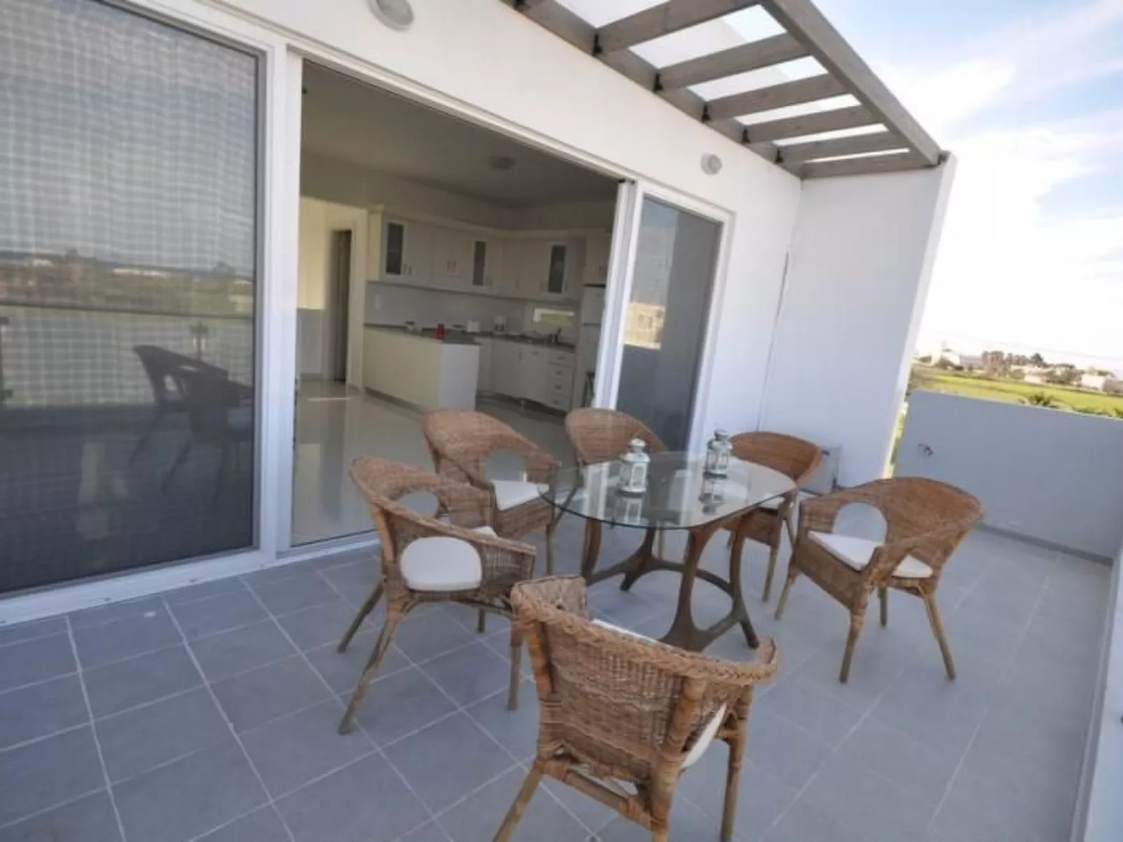 Villa "Xenos" mit Blick auf das Wasser-Image-tags.info