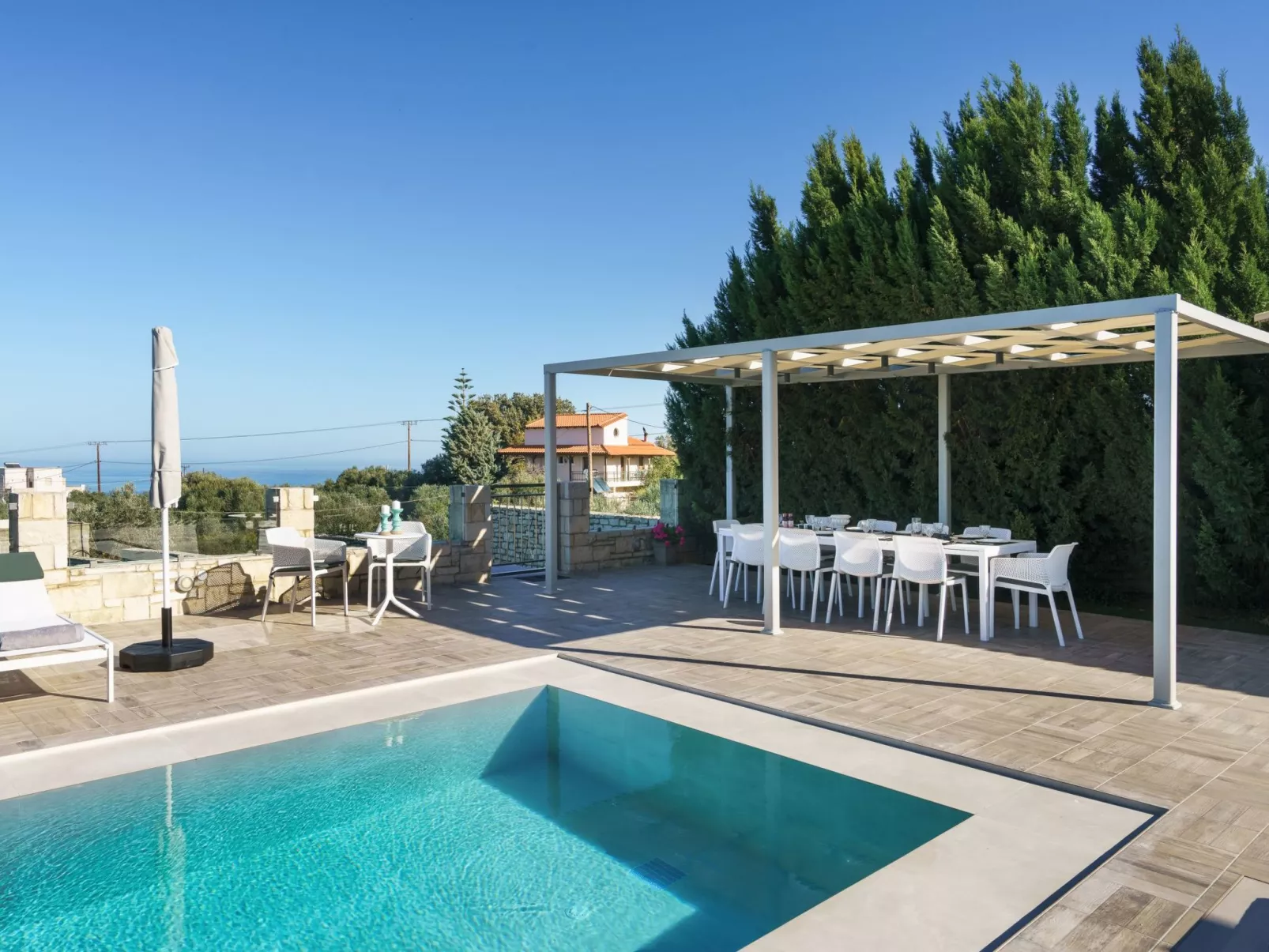 Ferienvilla "Oak Luxury" mit eigenem Pool-Buiten