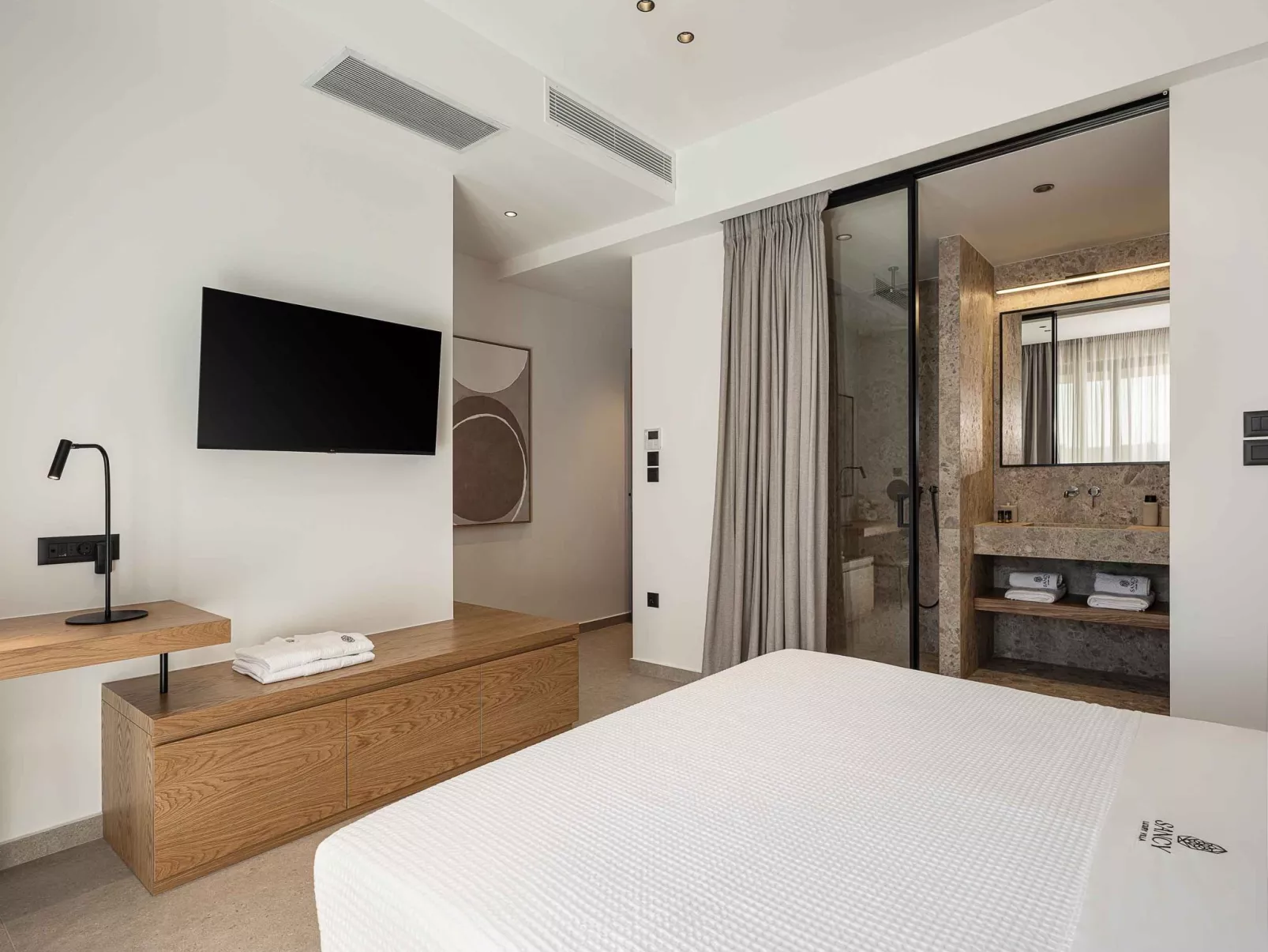 Sancy Luxury Villa-400m Strand, ''Beheizter'' Pool, Fitnessraum-Binnen