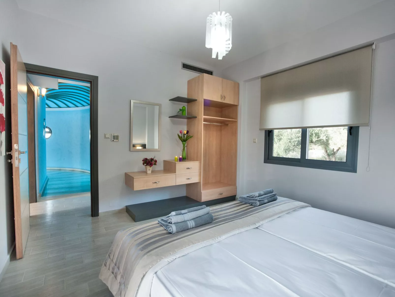 "Villa Pounentes" mit privatem Pool-Binnen