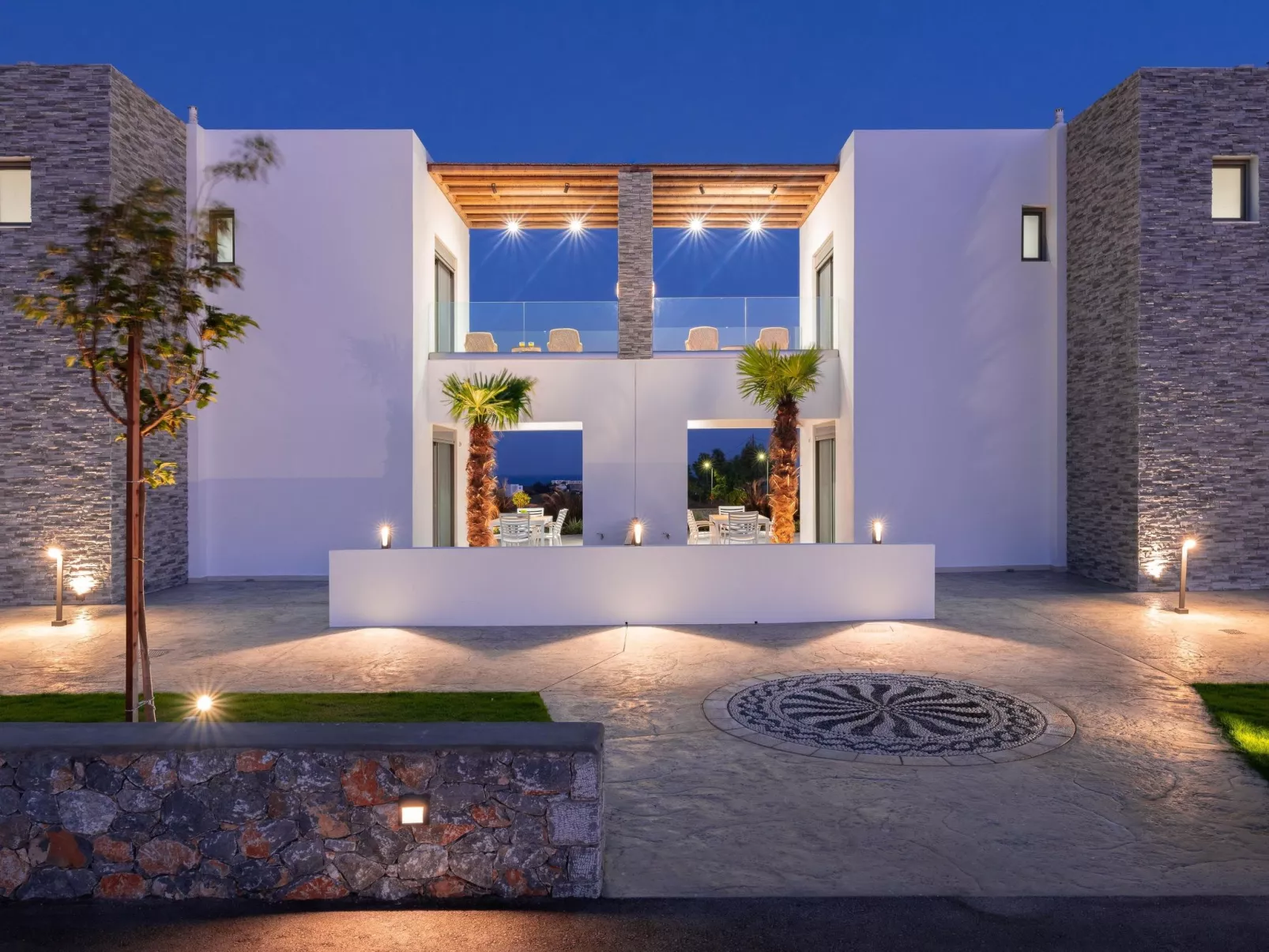 Villa Pounentis auf einem Hügel in Lachania-Buiten