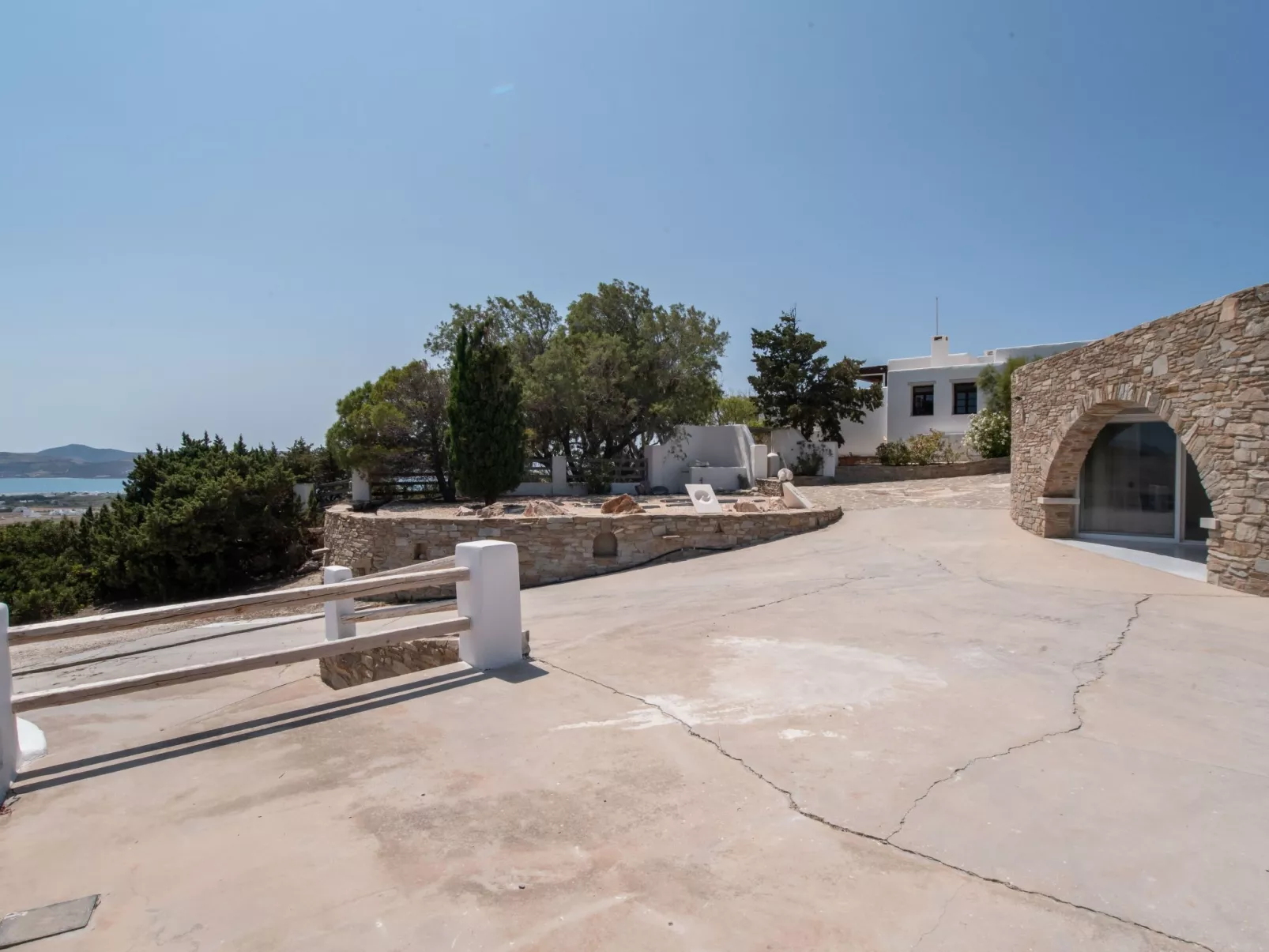 Die Villa und das Atelier des Bildhauers - Buiten