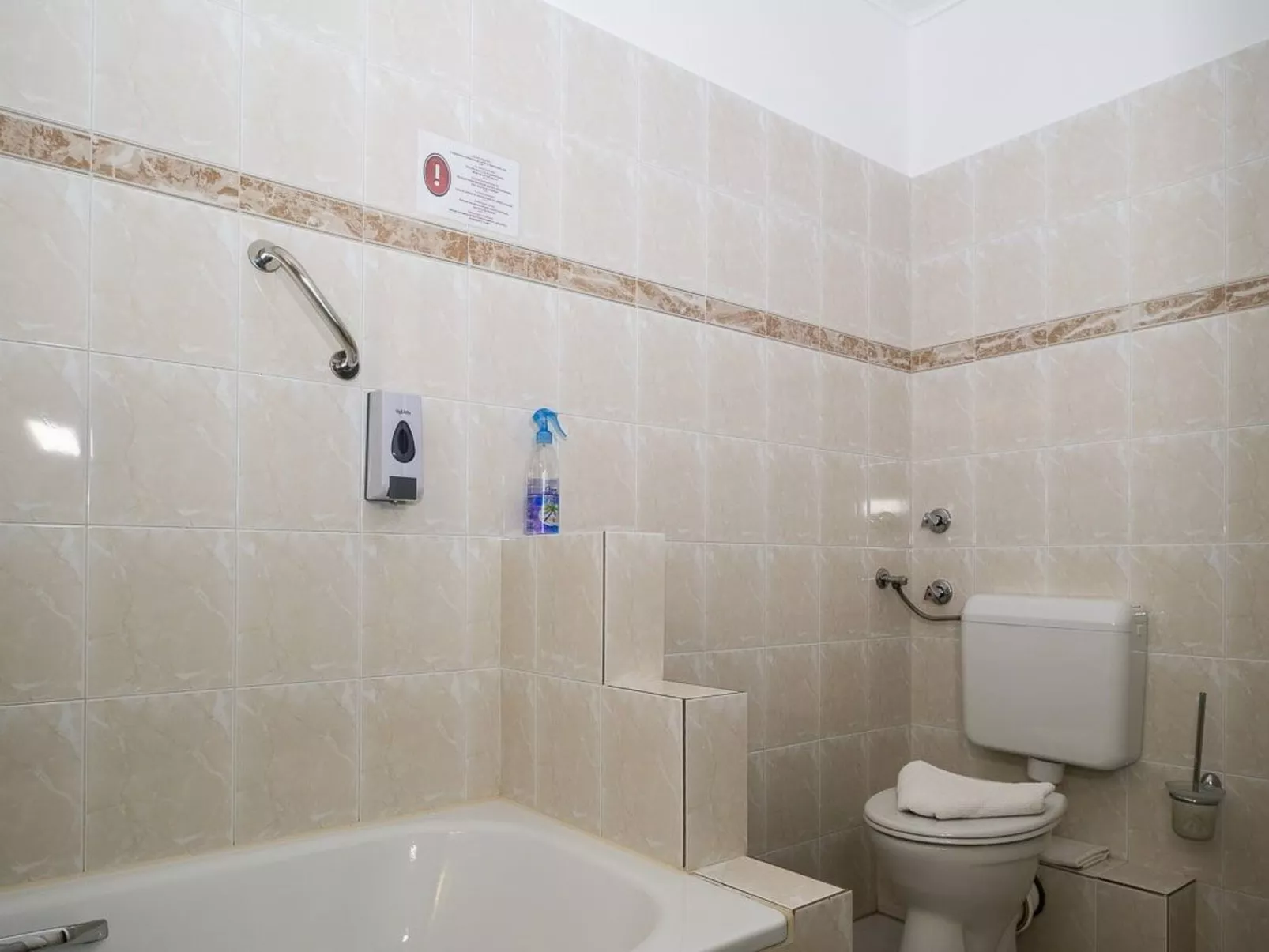 Apartement mit Balkon Nr.5 Ács Apartman Hévíz-Image-tags.info