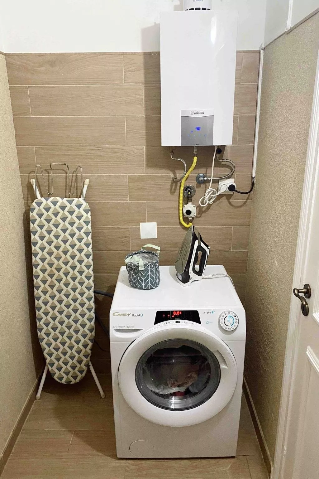 Das Haus der Verwöhnung-Binnen