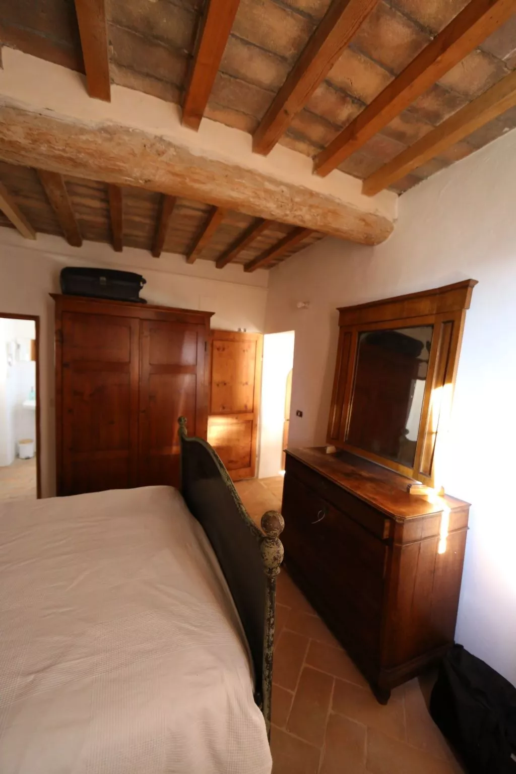 'Casa Simoncini' mit Gemeinschaftspool-Binnen