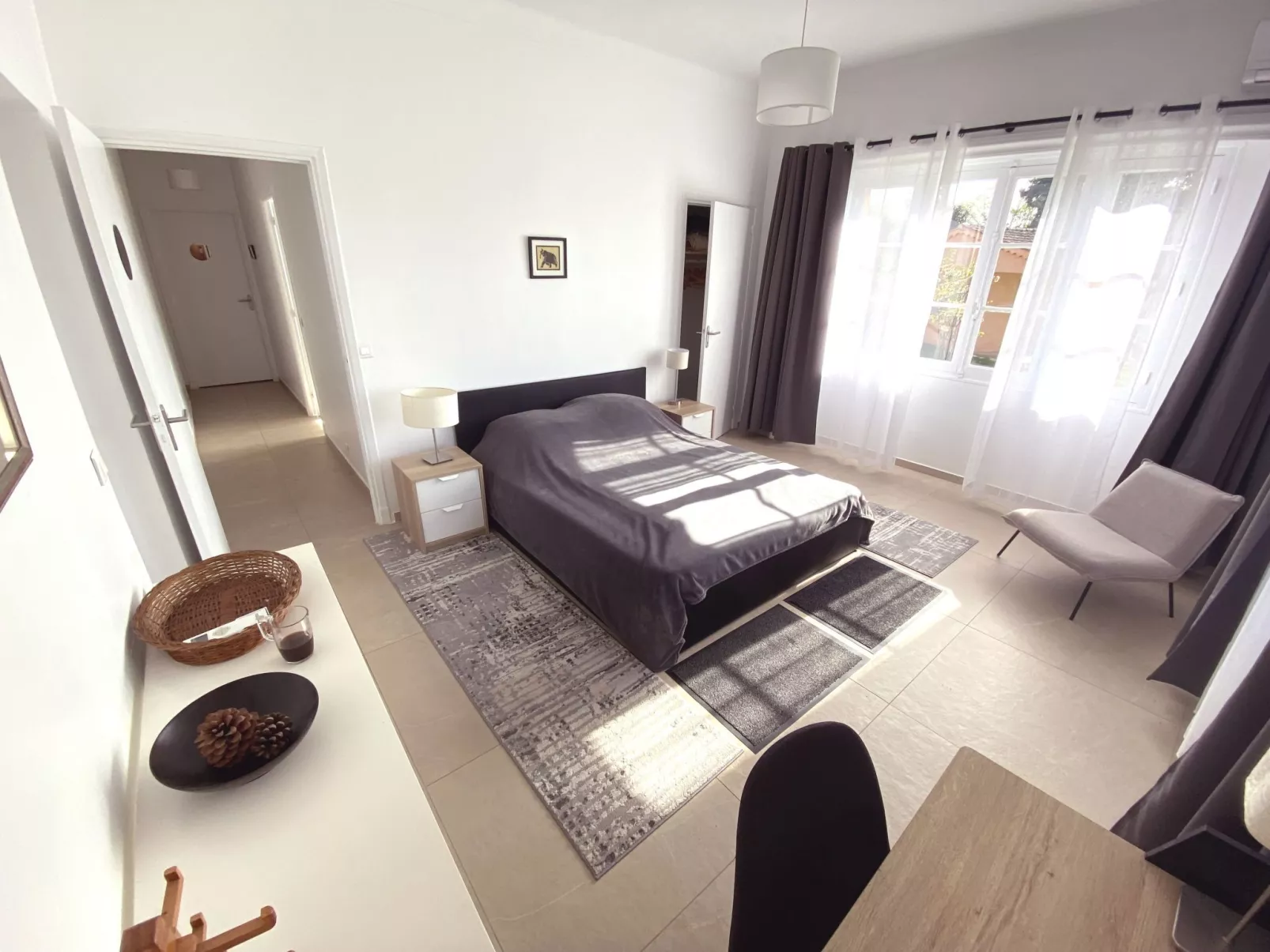 Geräumige und elegante Villa mit großem Garten, Swimmingpool und 3 Schlafzimmer-Binnen