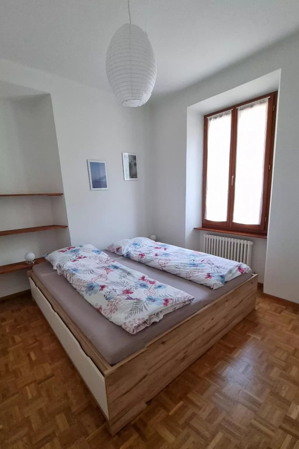 Mit Bergblick-Binnen