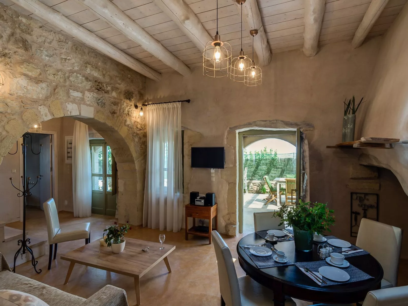 Traditionelle Villa, privater Pool, 5km zum Strand-Binnen