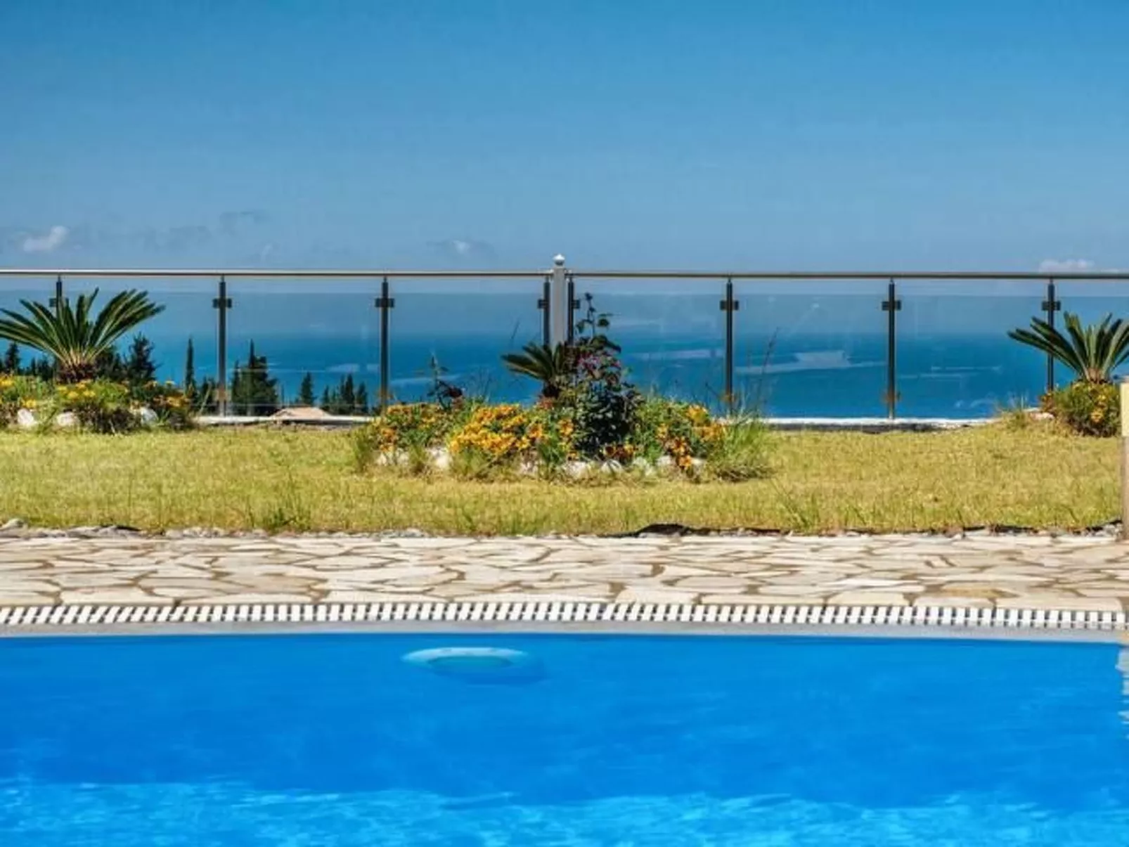 Luxuriöse Steinvilla Emily nahe dem Strand von Mylos-Buiten