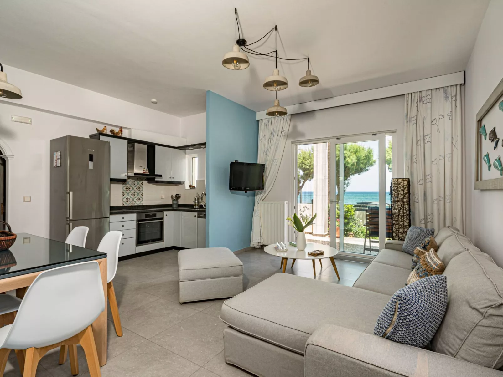 Big Blue Exklusive Villa am Meer-Image-tags.info