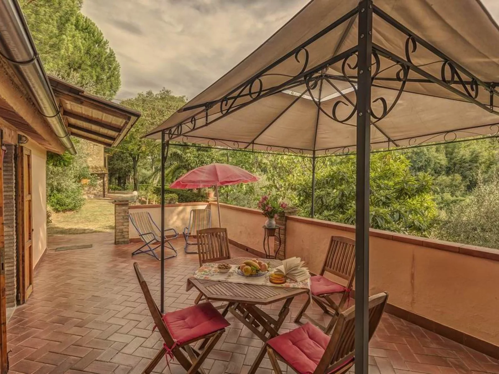 Dante Leccino' Wohnung mit Gemeinschaftspool