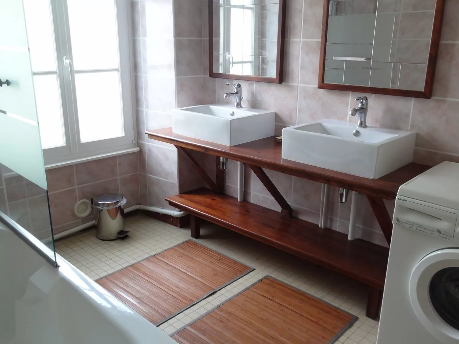 Apartment mit privater Terrasse am Fluss-Binnen