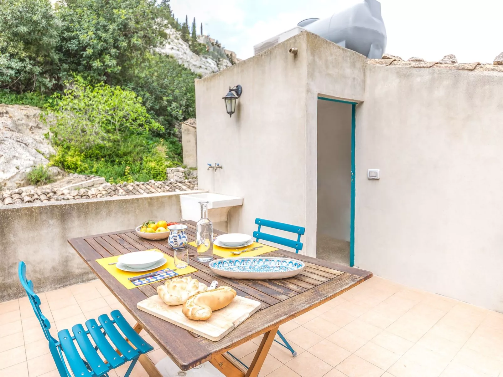 Steinhaus mit Panoramadachterrasse-Binnen