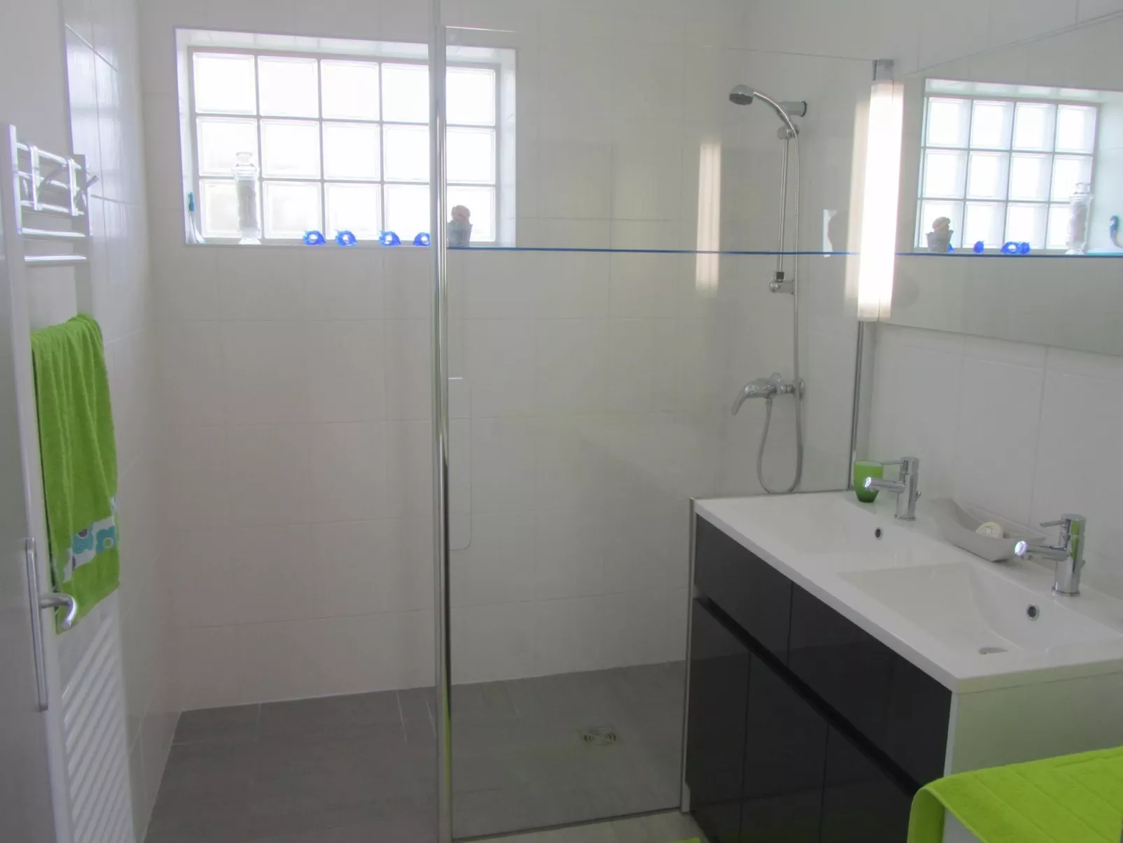 Wohnung mit Meerblick-Image-tags.info